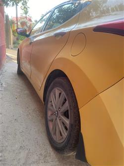 هیوندای ئەلەنترا